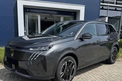 Peugeot 5008 Allure e-DCS7 1.6 PHEV