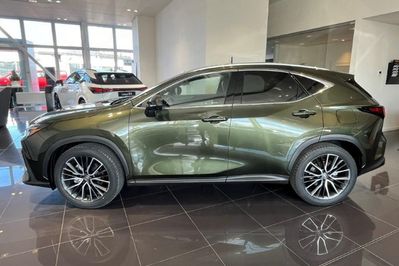 Lexus NX 450h+ Omotenashi AWD