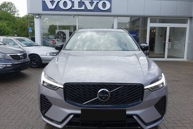Volvo XC60 B5 AWD Ultra Dark