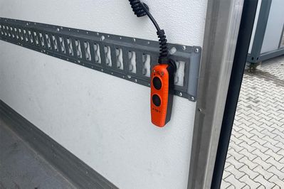 Iveco Daily 50C18 Kontener Chłodnia 8EP do -5°C + Winda