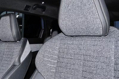 Peugeot 5008 Business 1.2 PureTech  e-DCS6  mHEV
