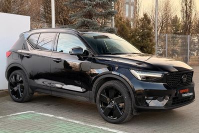 Volvo XC40 B4 B Ultra Black Edition
