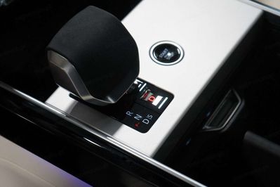 Land Rover Range Rover D350 LWB Autobiography