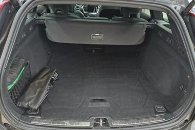 Volvo V60 B4 B Ultra Dark
