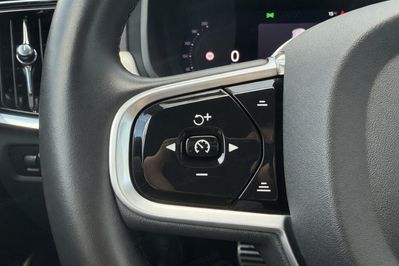 Volvo V90 T8 AWD Plug-In Hybrid Inscription aut