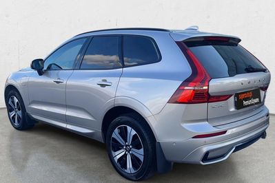 Volvo XC60 T6 Plug-in Hybrid AWD Plus Dark