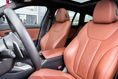 BMW Seria 3 Touring 320d xDrive M Sport