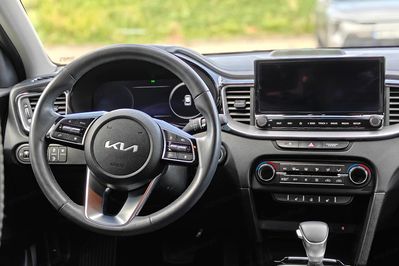 Kia XCeed 1.6 Gdi Phev Business Line Dct