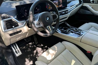 BMW X7 M60I Xdrive Mhev Sport