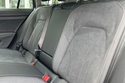 Volkswagen Golf Business 1.5 TSI