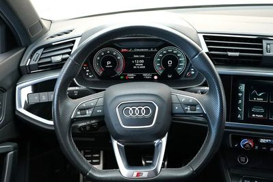 Audi Q3 40 TFSI quattro S tronic