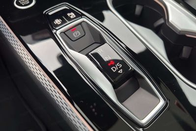 Audi A6 TDI quattro S line Avant