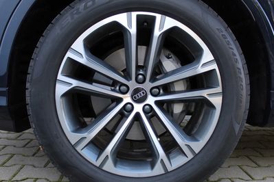 Audi Q7 50 TDI quattro S Line