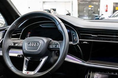 Audi Q7 50 TDI quattro S Line