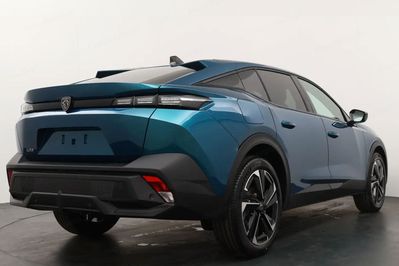 Peugeot 408 Allure e-DCS 1.2 mHEV