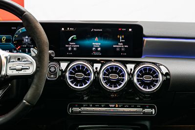 Mercedes Klasa A A 35 AMG 4MATIC