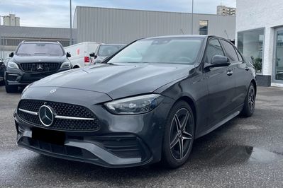 Mercedes Klasa C 200 4-Matic AMG
