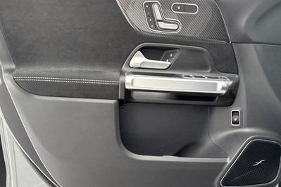 Mercedes GLB 220 d 4-Matic AMG Line 8G-DCT