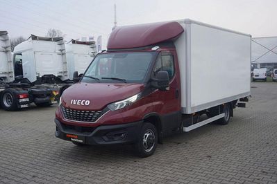 Iveco Daily Hi-Matic Kontener + Winda