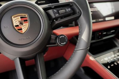 Porsche Macan 4