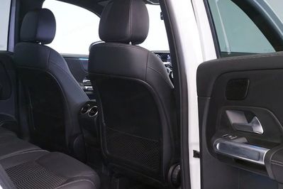 Mercedes GLB 200