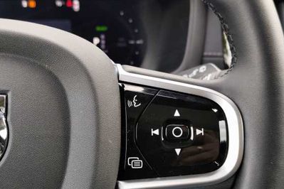 Volvo V60 T6 AWD Plug-In Hybrid Ultra Bright aut