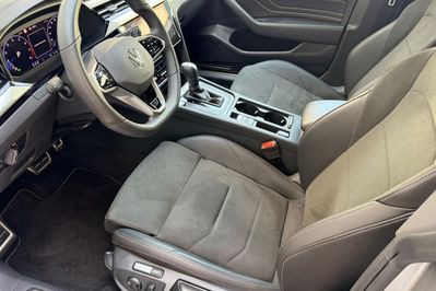 Volkswagen Arteon 2.0 TSI R-Line DSG