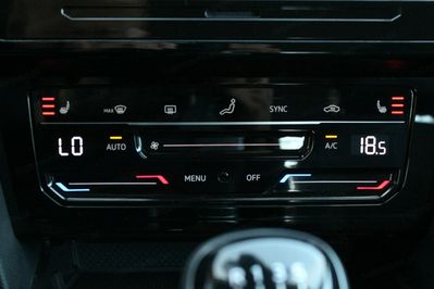 Volkswagen Passat 1.5 TSI EVO Elegance