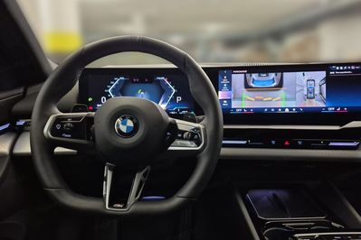 BMW Seria 5 520d xDrive mHEV M Sport aut