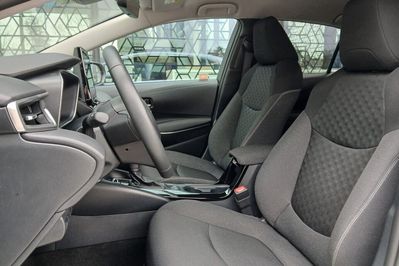 Toyota Corolla 1.8 Hybrid Style