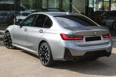 BMW Seria 3 330d xDrive M Sport