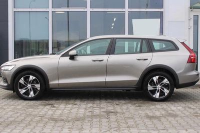 Volvo V60 CC B4 D AWD aut