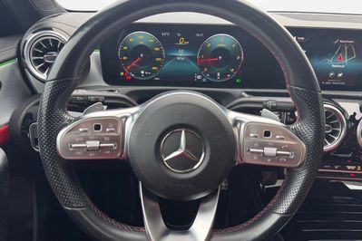 Mercedes Klasa A A 220 AMG Line 7G-DCT