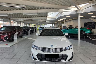 BMW Seria 3 318i M Sport