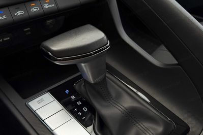 Hyundai Elantra 1.6 Modern CVT