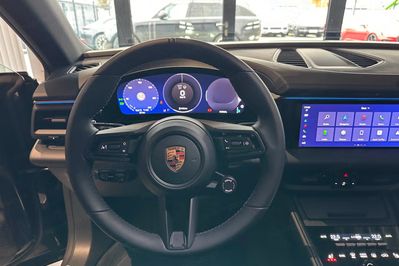 Porsche Macan 4