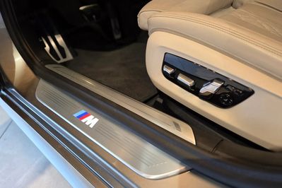 BMW Seria 7 740d xDrive sport-aut