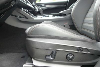Alfa Romeo Stelvio 2.0 Turbo Intensa Q4