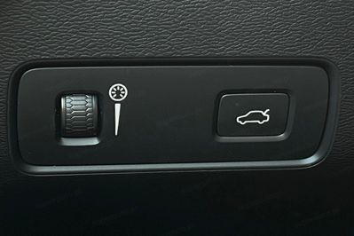 Volvo XC40 T3 Momentum Pro aut