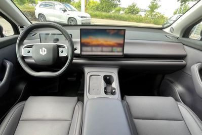 Leapmotor C10 Design 1.5 Hybrid