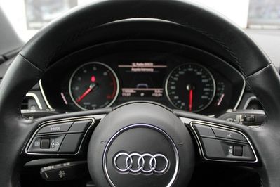 Audi A4 35 TFSI Advanced