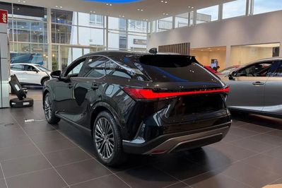 Lexus RX 450h+ Omotenashi 2.5 Hybrid Plug-in