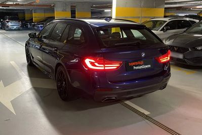 BMW Seria 5 Touring 540d xDrive M Sport