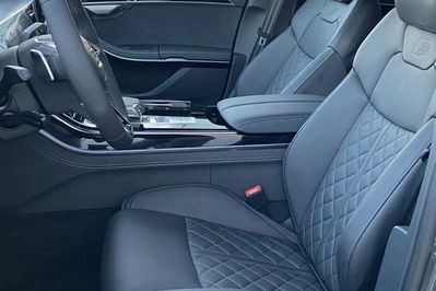 Audi A8 50 TDI quattro