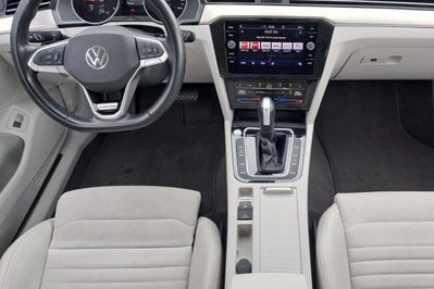 Volkswagen Passat 2.0 TDI Elegance 4Motion DSG