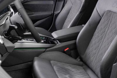 Audi A5 e-Hybrid quattro Avant