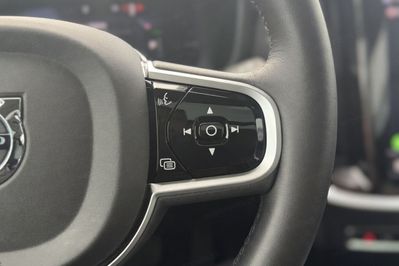 Volvo V60 T6 AWD Plug-In Hybrid Plus Bright
