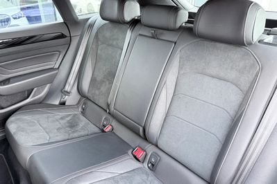 Volkswagen Arteon 2.0 TSI R-Line DSG