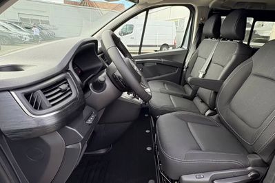 Nissan Primastar Tekna dCi 9A/T
