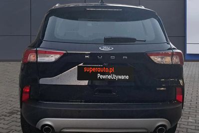 Ford Kuga FHEV FWD Titanium